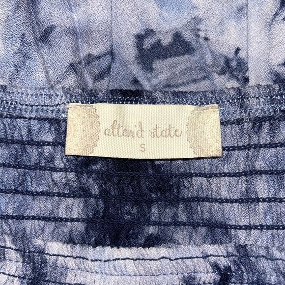 Altar’d state skirt - Picture 3 of 3